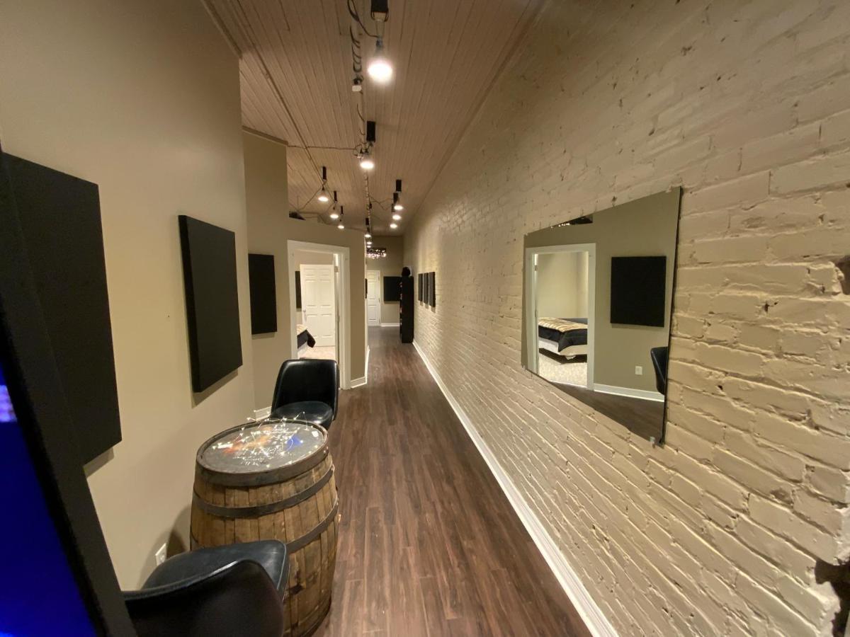 Blackout Themed Residence In The Prime Heart Of Omaha'S Old Market! Ομάχα Εξωτερικό φωτογραφία